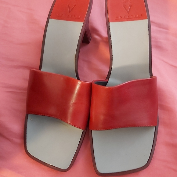 Leather shoes - Picture 3 of 3